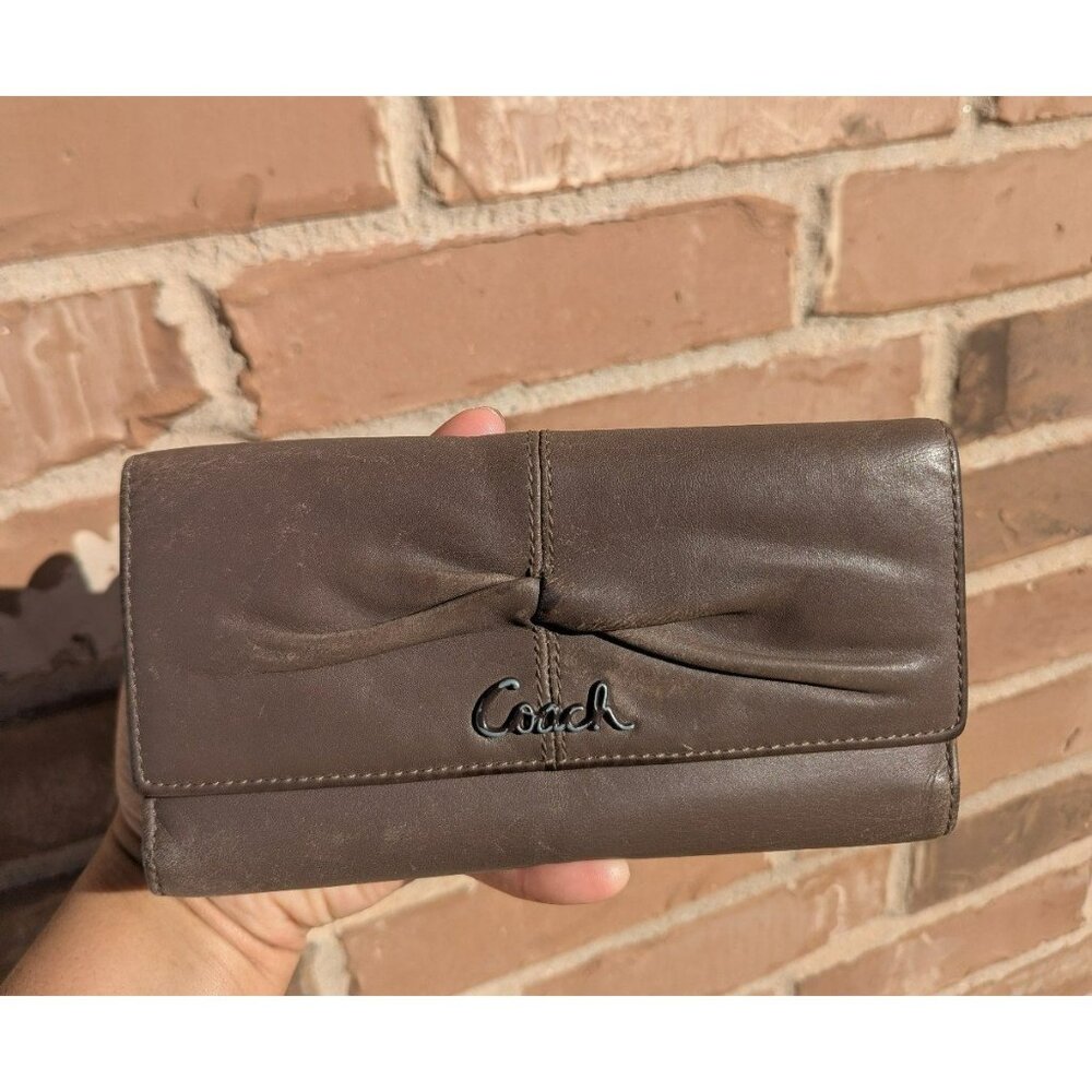 Coach Ashley Trifold Full Size Smooth Leather Wallet